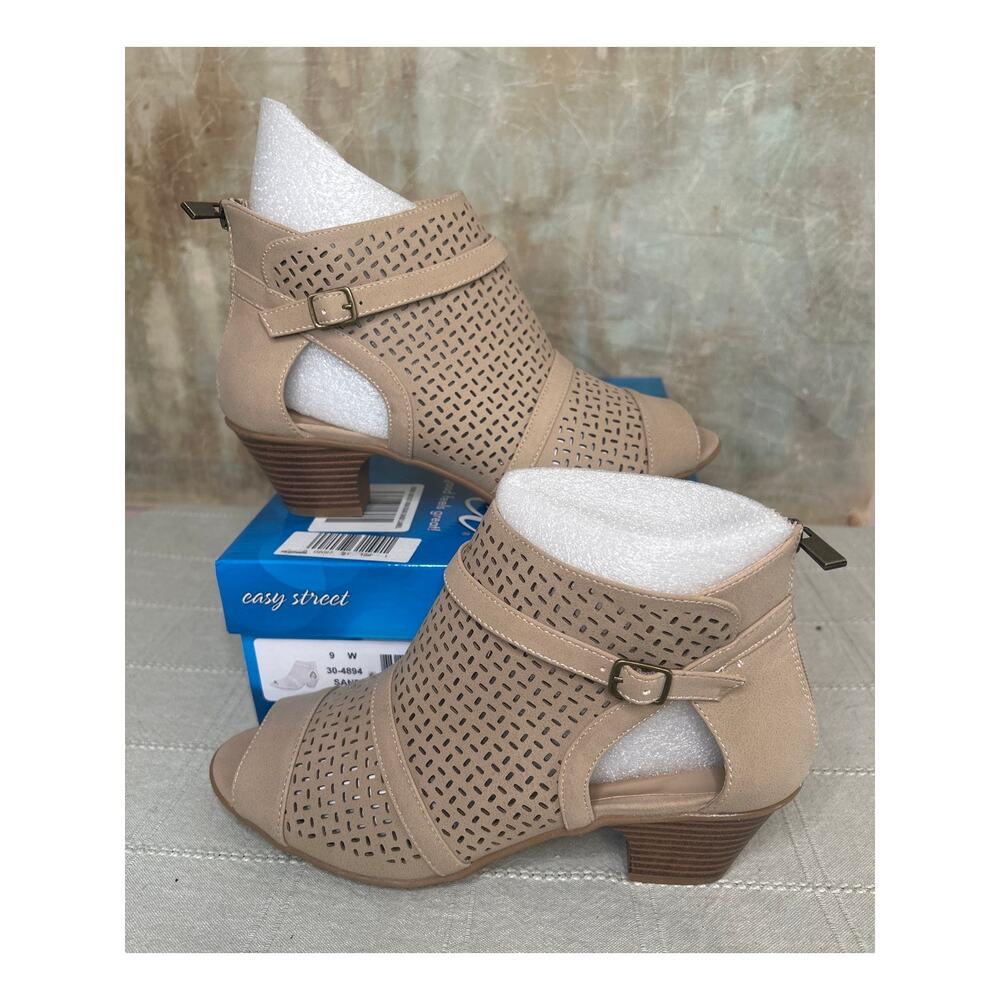 Easy Street Carrigan Women's Sand Perforated Block Heel Bootie Sandal Size 9 W
